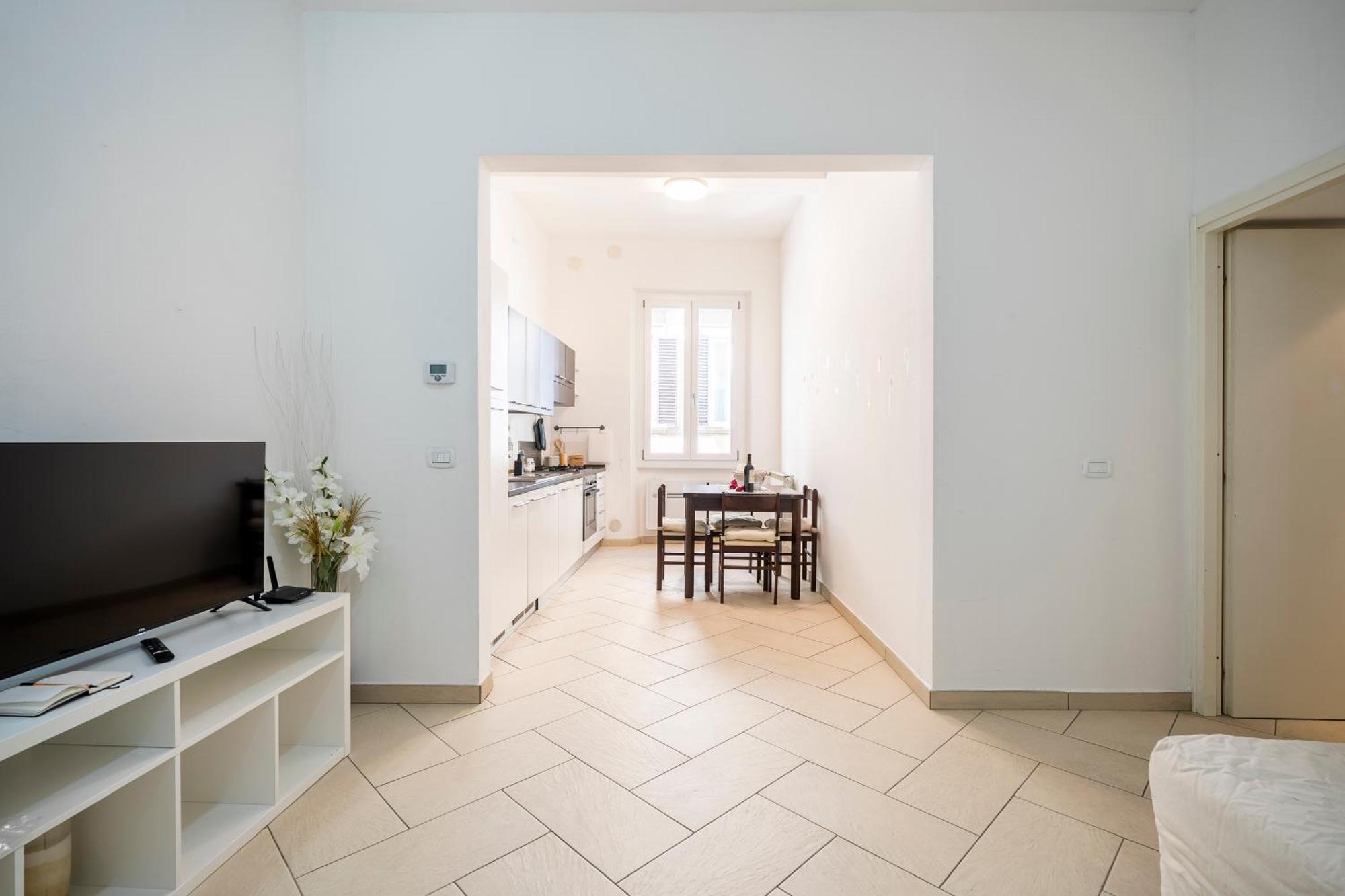 Chic House In Centro Storico Apartment ฟลอเรนซ์ ภายนอก รูปภาพ